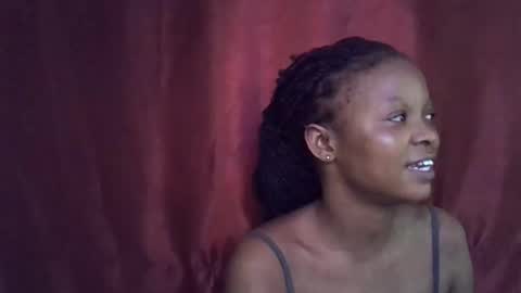 Snapshot of miss_rihanna2 chatting on November 2025 06:02:01 PM miss_rihanna2 online show from November 2025 06:02:01 PM