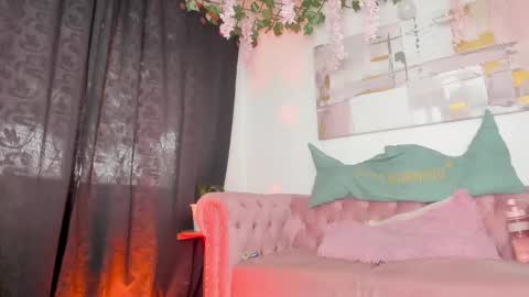 intagram miss selene59 online show from October 2025 01:07:02 PM