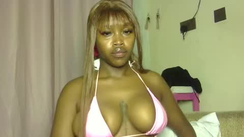 Snapshot of miss_sexyyy chatting on December 2025 12:49:02 AM miss_sexyyy online show from December 2025 12:49:02 AM