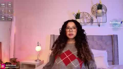 Snapshot of miss_sidney chatting on September 2025 01:00:02 PM Amy Olivera online show from September 2025 01:00:02 PM