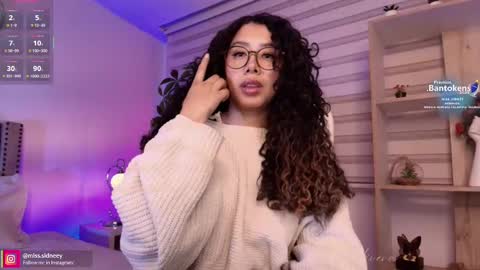 Snapshot of miss_sidney chatting on September 2025 01:11:02 PM Amy Olivera online show from September 2025 01:11:02 PM