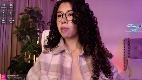 Snapshot of miss_sidney chatting on September 2025 01:14:02 PM Amy Olivera online show from September 2025 01:14:02 PM