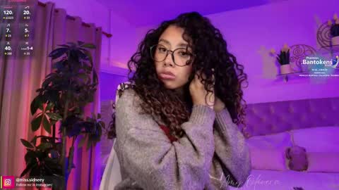 Snapshot of miss_sidney chatting on September 2025 01:27:01 PM Amy Olivera online show from September 2025 01:27:01 PM