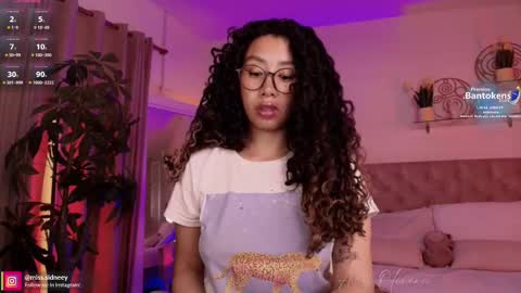 Snapshot of miss_sidney chatting on October 2025 01:06:02 PM Amy Olivera online show from October 2025 01:06:02 PM