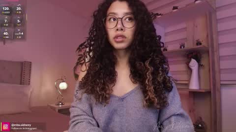 Snapshot of miss_sidney chatting on October 2025 01:23:02 PM Amy Olivera online show from October 2025 01:23:02 PM