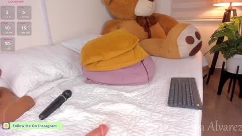 Snapshot of miss_soffy chatting on January 2025 02:42:01 PM Sofia Alvarez online show from January 2025 02:42:01 PM