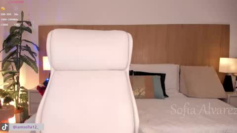 Snapshot of miss_soffy chatting on November 2025 10:51:01 PM Sofia Alvarez online show from November 2025 10:51:01 PM