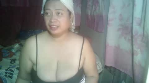 miss v0lcan0 online show from October 2025 12:31:01 PM