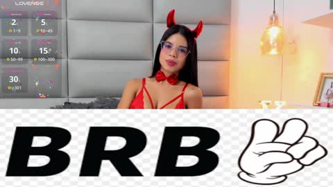 Snapshot of miss_valen_ chatting on December 2024 04:59:02 PM valentina online show from December 2024 04:59:02 PM