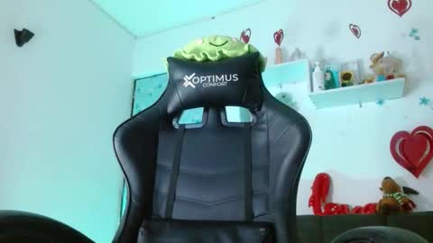 hanna    online show from February 2026 01:46:01 AM