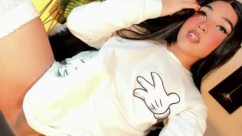 miss_zz online show from March 2026 06:59:02 PM