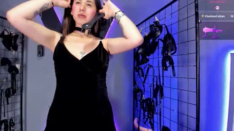 Snapshot of missalison_monica_bdsm chatting on October 2025 07:11:01 PM missalison_monica_bdsm online show from October 2025 07:11:01 PM