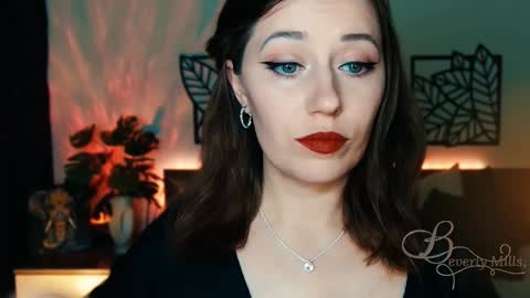 The divine Beverly online show from February 2025 07:34:01 PM