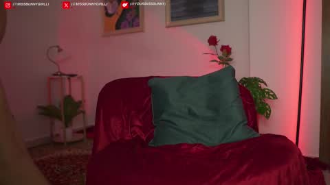 missbunnygirl online show from November 2025 01:54:02 PM