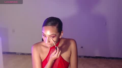 Snapshot of misscruzxz chatting on September 2025 01:43:01 AM Donna di Diamanti online show from September 2025 01:43:01 AM