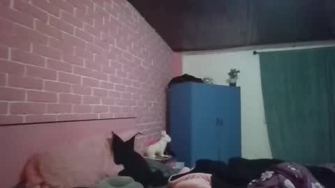 melodie  online show from September 2025 12:10:01 AM