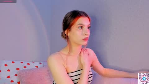 Hello dear my name Elisa online show from February 2025 10:29:02 PM