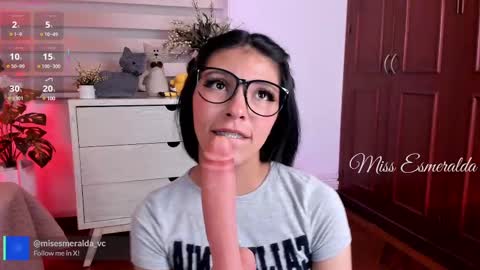 Snapshot of missesmeralda chatting on March 2025 02:09:01 AM Julieta Arboleda but i like call me esme online show from March 2025 02:09:01 AM