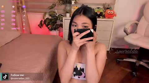 Snapshot of missesmeralda chatting on October 2025 09:50:02 PM Julieta Arboleda but i like call me esme online show from October 2025 09:50:02 PM