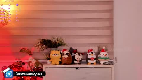 Snapshot of missesmeralda chatting on December 2025 12:22:01 PM Julieta Arboleda but i like call me esme online show from December 2025 12:22:01 PM