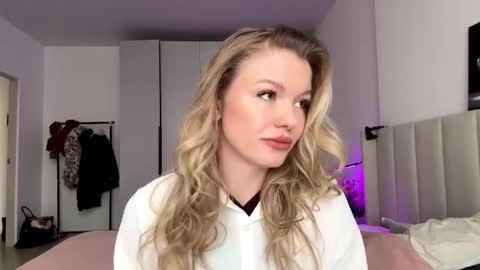 Viola online show from January 2026 08:07:02 AM