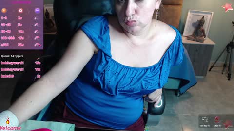 Snapshot of missgomezz_ chatting on February 2025 06:29:01 AM Maria Gomezz online show from February 2025 06:29:01 AM