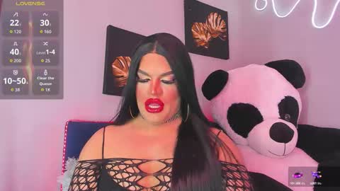 kassandra lazcano online show from September 2025 01:43:01 AM