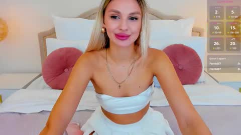 Lou online show from November 2025 06:25:02 AM