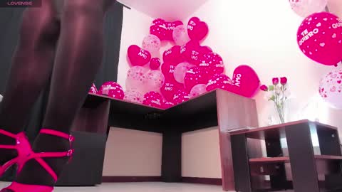 Im Valentina  online show from February 2025 10:22:01 AM