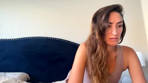 CreationQueen online show from December 2024 06:33:01 PM