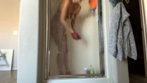 CreationQueen online show from December 2024 08:47:02 PM