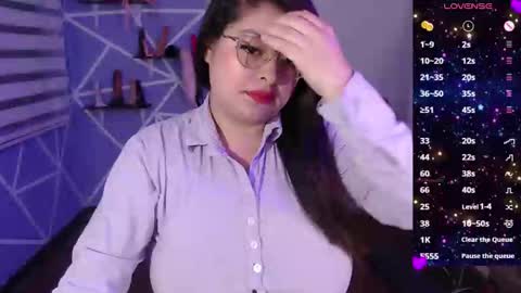 Miia online show from December 2024 03:05:01 PM