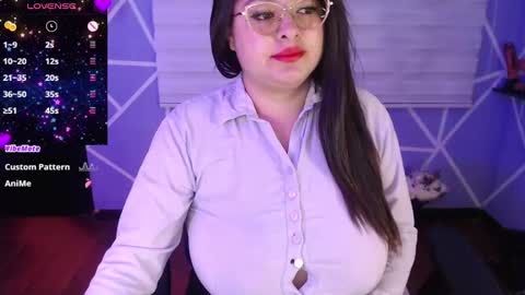 Miia online show from September 2025 03:01:01 PM