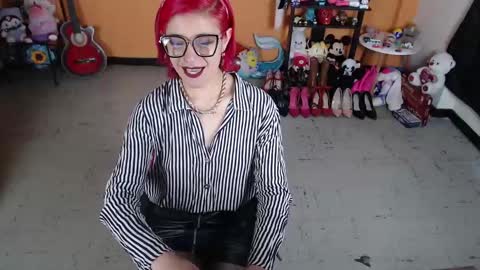 Miss Mia online show from January 2025 02:57:01 PM