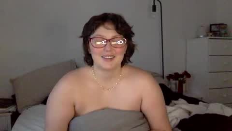 missmistressmal online show from November 2025 12:26:01 PM