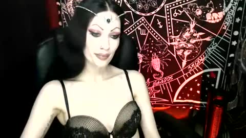 Snapshot of missmoondoll chatting on January 2025 07:03:01 AM MissMoonDoll online show from January 2025 07:03:01 AM