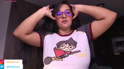 MissMoon online show from November 2025 11:59:02 PM