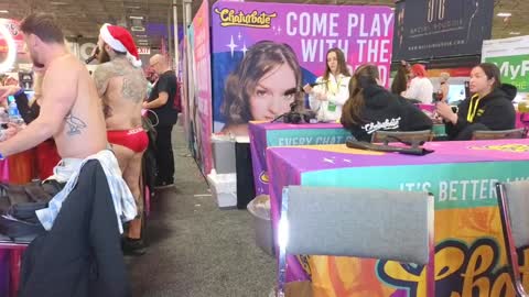 Snapshot of missnerdydirty chatting on December 2024 01:35:01 AM Luna online show from December 2024 01:35:01 AM