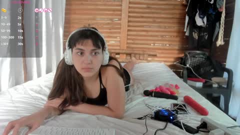 Snapshot of misspink152015 chatting on February 2025 09:23:02 PM sarah online show from February 2025 09:23:02 PM