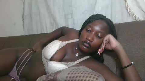 Snapshot of missprettygal chatting on October 2025 11:33:02 AM pretty gal online show from October 2025 11:33:02 AM