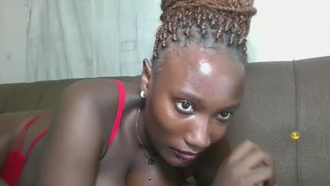 Snapshot of missprettygal chatting on November 2025 04:11:02 AM pretty gal online show from November 2025 04:11:02 AM