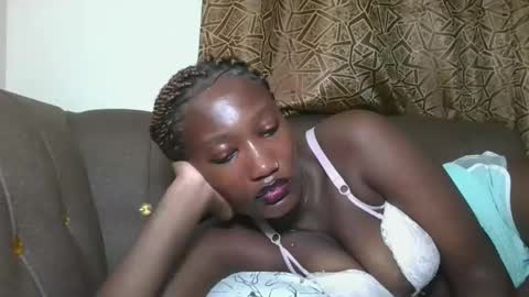 Snapshot of missprettygal chatting on November 2025 07:59:01 PM pretty gal online show from November 2025 07:59:01 PM