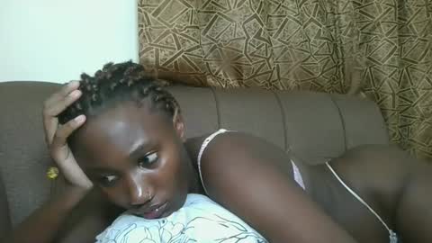 Snapshot of missprettygal chatting on November 2025 08:20:02 PM pretty gal online show from November 2025 08:20:02 PM