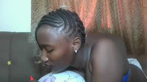 Snapshot of missprettygal chatting on November 2025 02:05:01 PM pretty gal online show from November 2025 02:05:01 PM