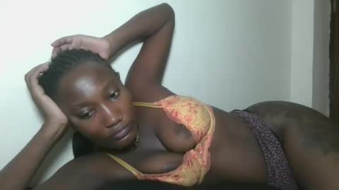 Snapshot of missprettygal chatting on May 2026 01:03:01 AM pretty gal online show from May 2026 01:03:01 AM
