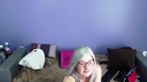 Miss Spooky Silverstacker online show from June 2026 03:14:02 PM