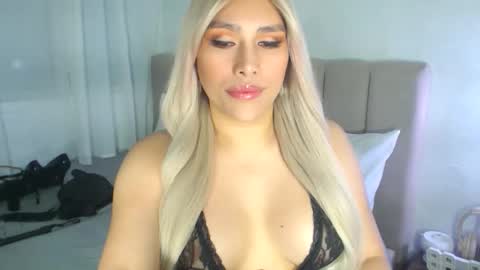 Snapshot of misstreslove2cum chatting on June 2026 06:05:02 AM You can call me Mistress. online show from June 2026 06:05:02 AM