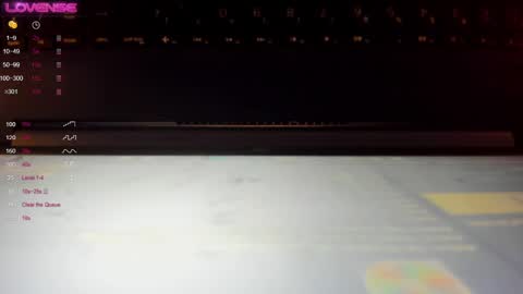 Snapshot of missvalery1 chatting on January 2025 11:32:01 PM missvalery1 online show from January 2025 11:32:01 PM