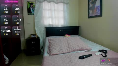 Snapshot of missvalery1 chatting on March 2025 03:29:01 PM missvalery1 online show from March 2025 03:29:01 PM