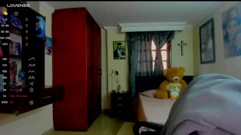 Snapshot of missvalery1 chatting on May 2026 09:54:01 PM missvalery1 online show from May 2026 09:54:01 PM
